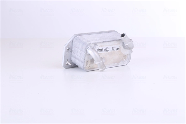 Radiateur d'huile NISSENS 91237