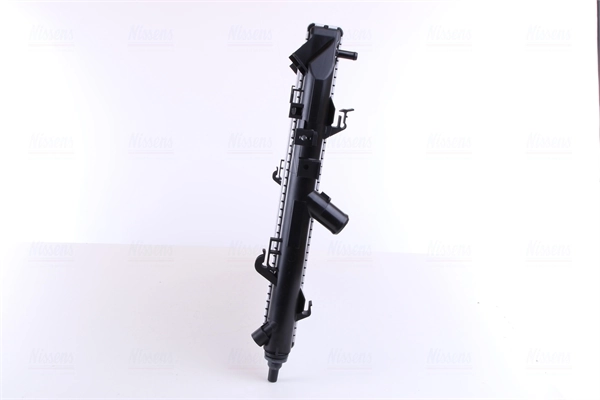 Radiateur, refroidissement du moteur NISSENS 68527