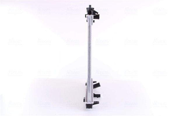 Radiateur, refroidissement du moteur NISSENS 606183