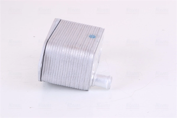 Radiateur d'huile NISSENS 90786