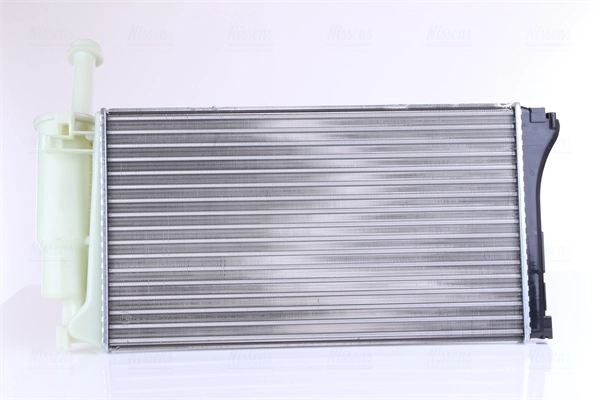 Radiateur, refroidissement du moteur NISSENS 617852