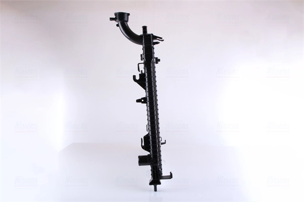 Radiateur, refroidissement du moteur NISSENS 61033