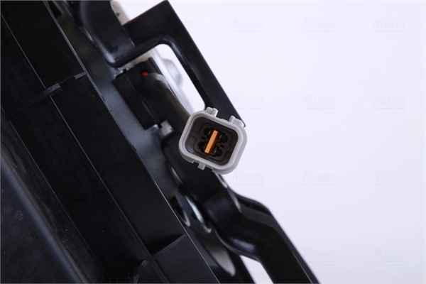 Ventilateur, refroidissement du moteur NISSENS 85593