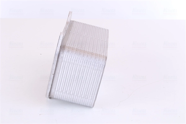 Radiateur d'huile NISSENS 90690