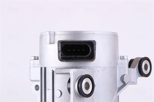 Pompe à eau, refroidissement du moteur NISSENS 831076