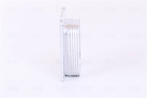 Radiateur d'huile NISSENS 90777