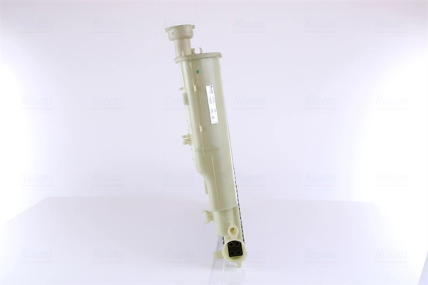 Radiateur, refroidissement du moteur NISSENS 63528