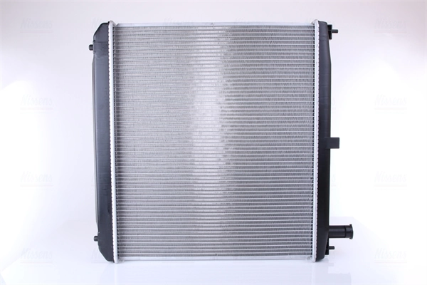Radiateur, refroidissement du moteur NISSENS 64858A
