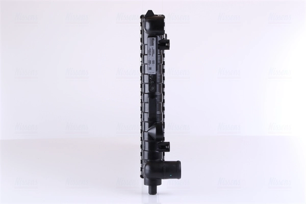 Radiateur, refroidissement du moteur NISSENS 64001