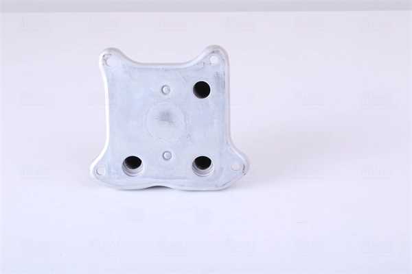 Radiateur d'huile NISSENS 90680