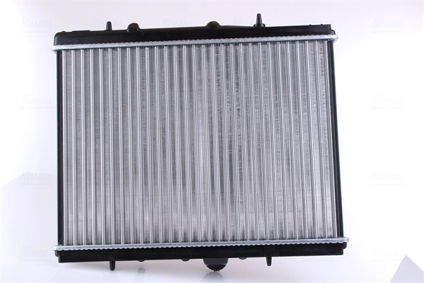 Radiateur, refroidissement du moteur NISSENS 63702