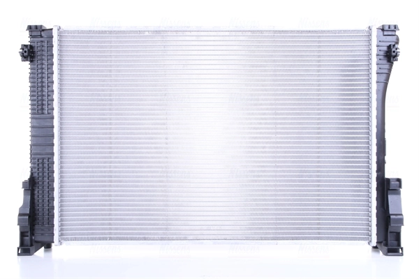 Radiateur, refroidissement du moteur NISSENS 67161