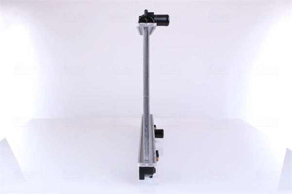 Radiateur, refroidissement du moteur NISSENS 69209