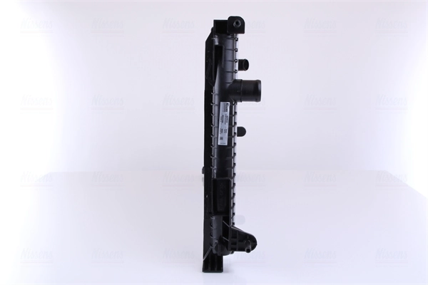 Radiateur, refroidissement du moteur NISSENS 637616