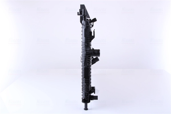 Radiateur, refroidissement du moteur NISSENS 66860