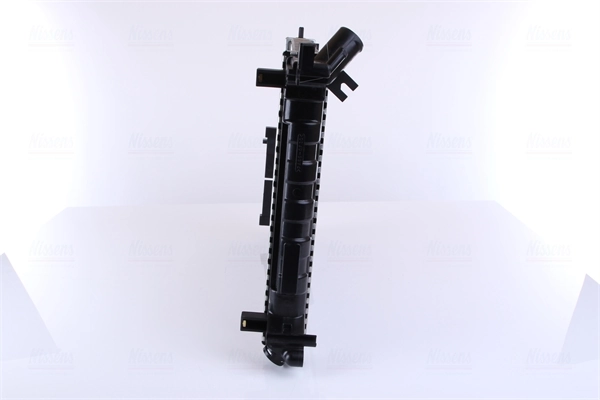 Radiateur, refroidissement du moteur NISSENS 63019A