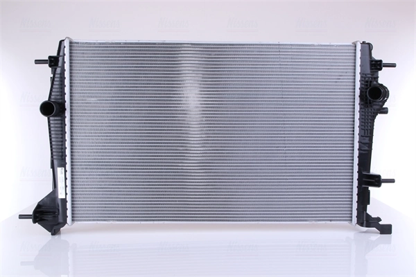 Radiateur, refroidissement du moteur NISSENS 637648
