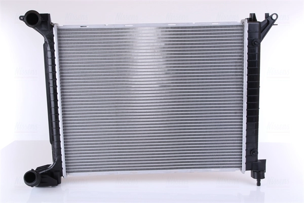 Radiateur, refroidissement du moteur NISSENS 69704A
