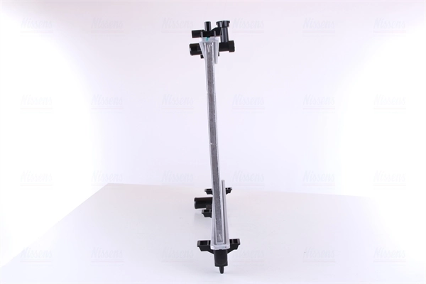 Radiateur, refroidissement du moteur NISSENS 628967