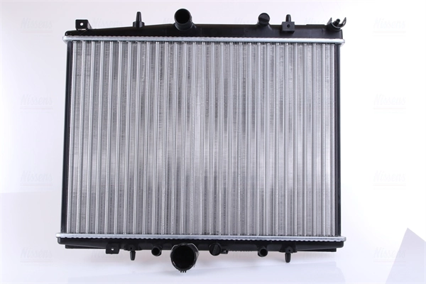 Radiateur, refroidissement du moteur NISSENS 63702