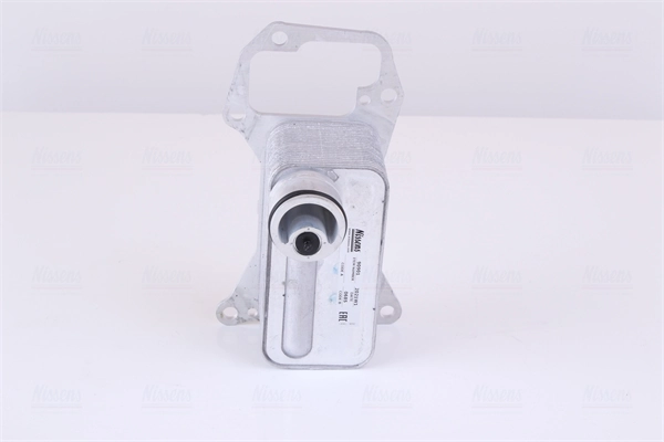 Radiateur d'huile NISSENS 90901