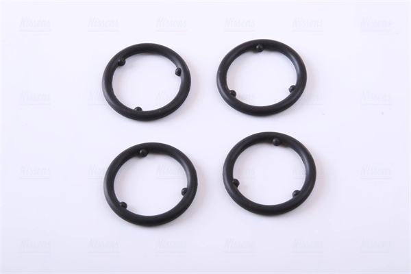 Radiateur d'huile NISSENS 90810