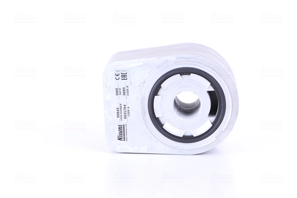 Radiateur d'huile NISSENS 90845