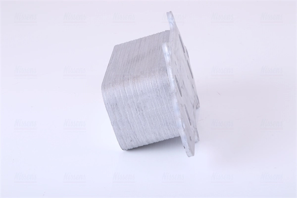 Radiateur d'huile NISSENS 91225