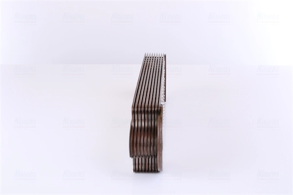 Radiateur d'huile NISSENS 90766