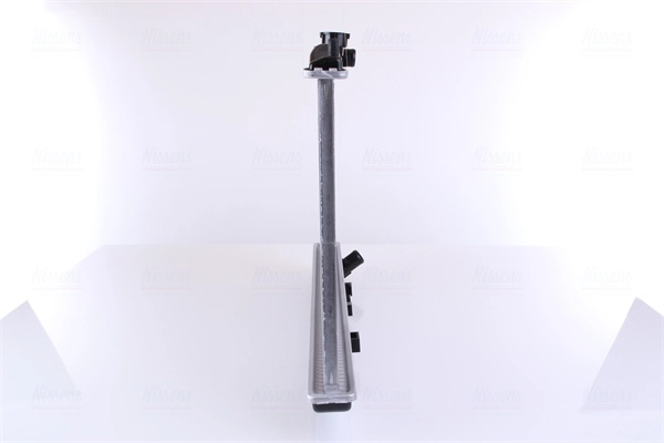 Radiateur, refroidissement du moteur NISSENS 62256