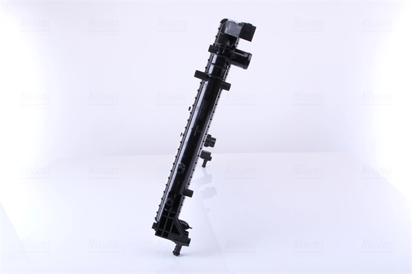 Radiateur, refroidissement du moteur NISSENS 617863