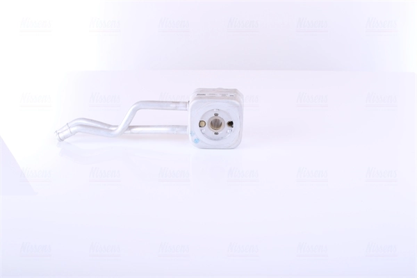 Radiateur d'huile NISSENS 90685