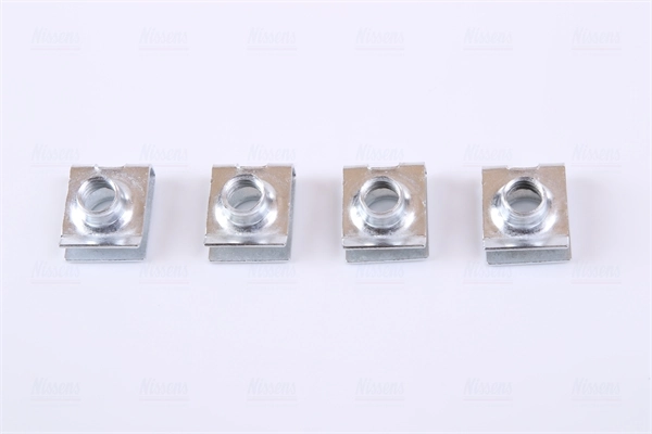 Radiateur, refroidissement du moteur NISSENS 646829