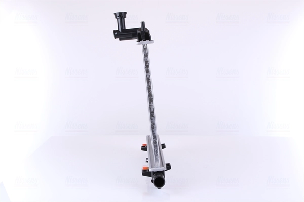 Radiateur, refroidissement du moteur NISSENS 67547