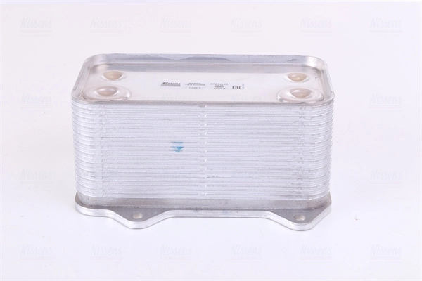 Radiateur d'huile NISSENS 90690