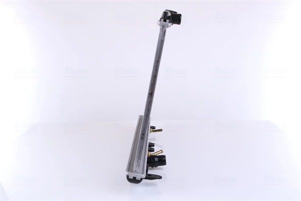 Radiateur, refroidissement du moteur NISSENS 68152