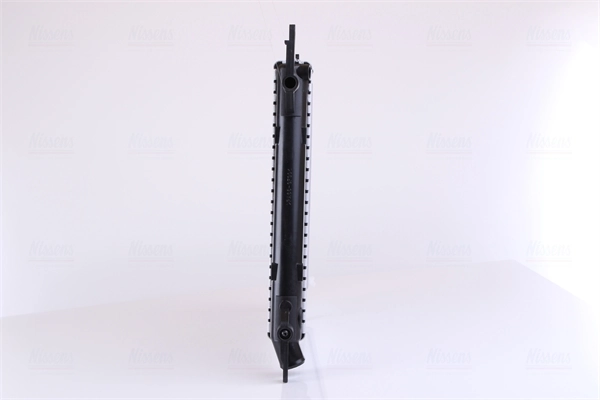 Radiateur, refroidissement du moteur NISSENS 65561A