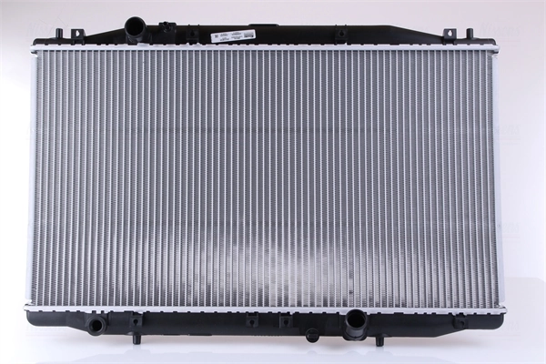 Radiateur, refroidissement du moteur NISSENS 68131