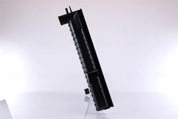 Radiateur, refroidissement du moteur NISSENS 65546A
