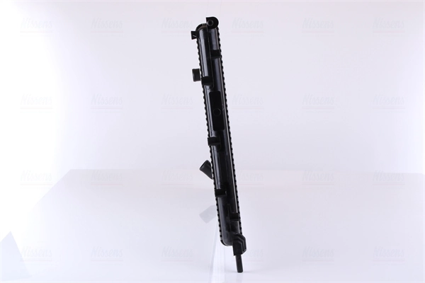 Radiateur, refroidissement du moteur NISSENS 639391