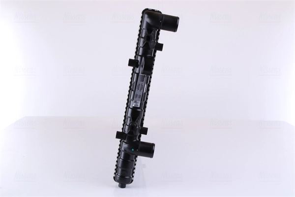Radiateur, refroidissement du moteur NISSENS 67302