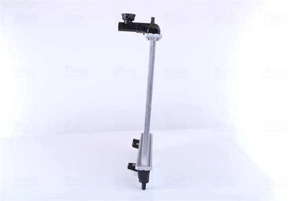 Radiateur, refroidissement du moteur NISSENS 66654