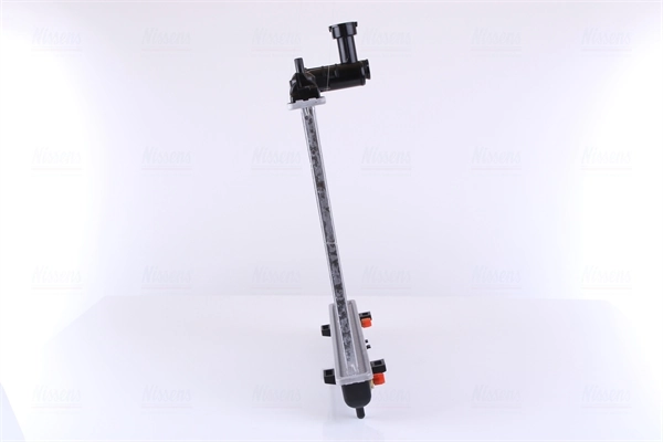 Radiateur, refroidissement du moteur NISSENS 67547