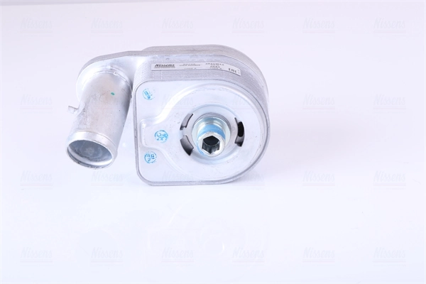 Radiateur d'huile NISSENS 90796