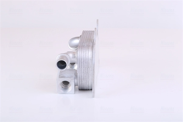 Radiateur d'huile NISSENS 90789