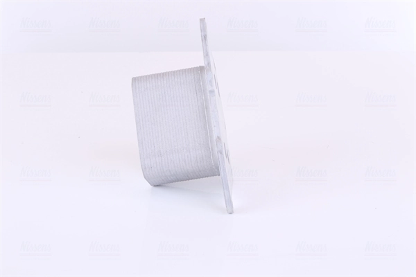Radiateur d'huile NISSENS 90862