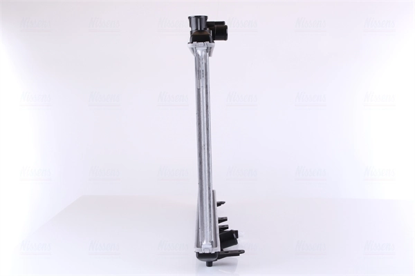 Radiateur, refroidissement du moteur NISSENS 68134A