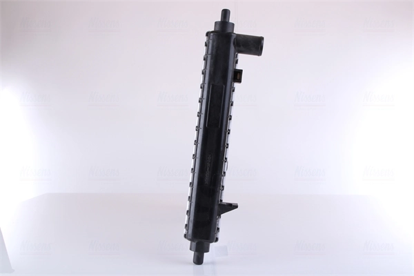 Radiateur, refroidissement du moteur NISSENS 61663