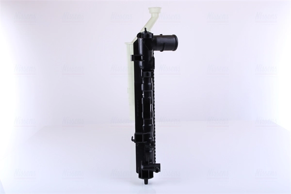 Radiateur, refroidissement du moteur NISSENS 63716