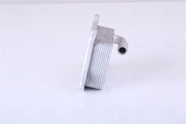 Radiateur d'huile NISSENS 90680